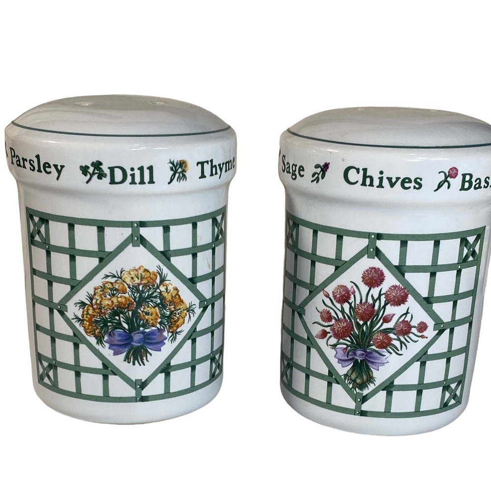 Holly Holderman Lakehouse Salt & Pepper Shakers Kitchen Herbal Design